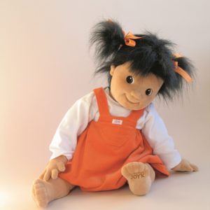 poupée d'empathie emelie