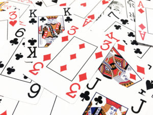 14619480 jeu de carte a jouer grands caracteres personnes agees alzheimer ludimage