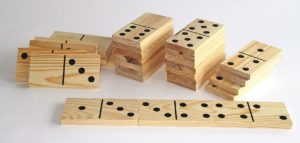 dominos xl