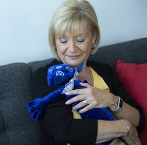 chat lesté bleu