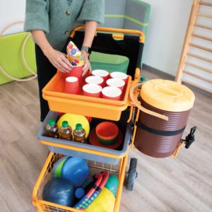 chariot activités sportives avec distributeur de boissons